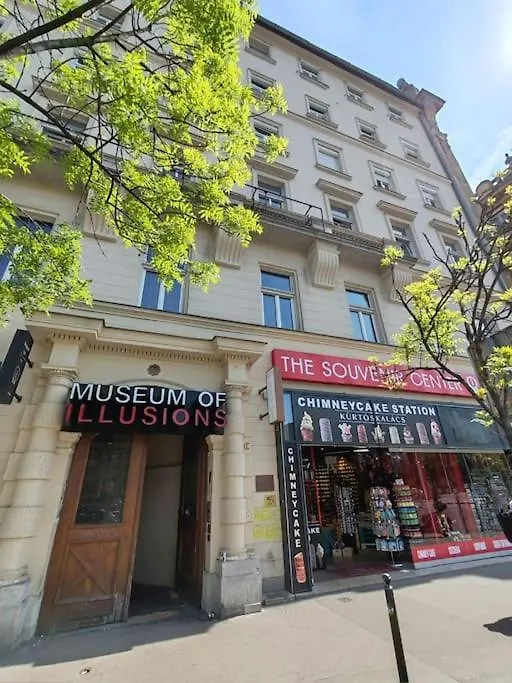 Apartment Basilica Suite With 2 Bedr Budapest